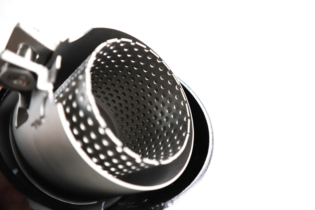 CH Style Carbon Fiber Exhaust Tips - BMW G82 M4 (2)