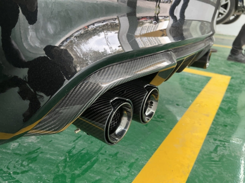 MB Style Carbon Fiber Exhaust Tips - BMW F82 M4 (6)
